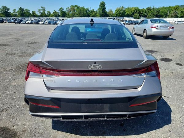 2025 HYUNDAI ELANTRA SEL Convenience — DIRR