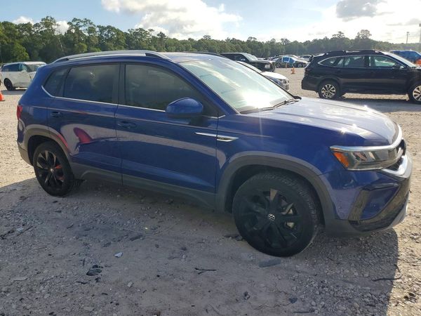 2024 VOLKSWAGEN TAOS SE
