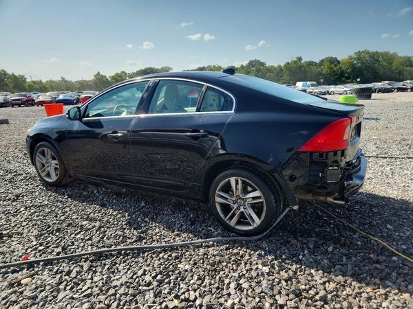2015 VOLVO S60 Premier (non R design)
