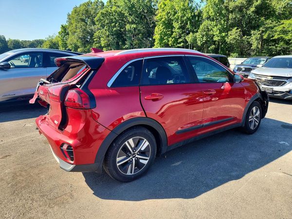 2022 KIA NIRO