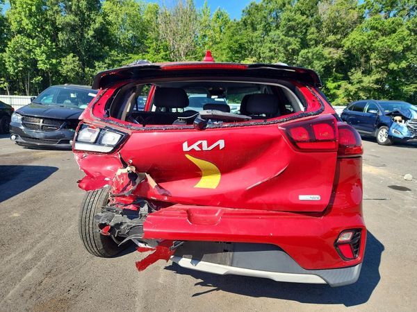 2022 KIA NIRO