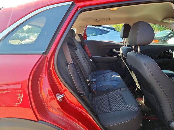 2022 KIA NIRO