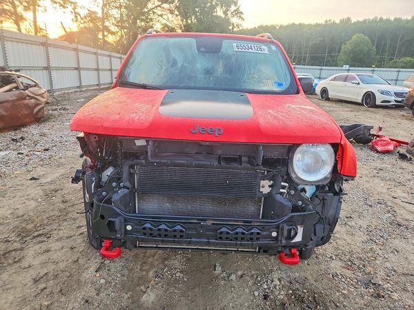 2021 JEEP RENEGADE Trailhawk