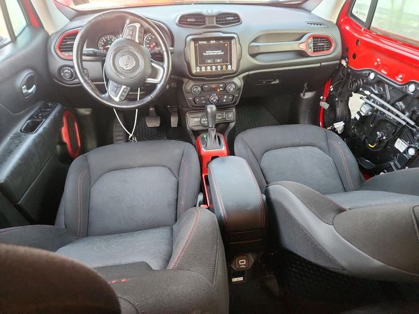 2021 JEEP RENEGADE Trailhawk