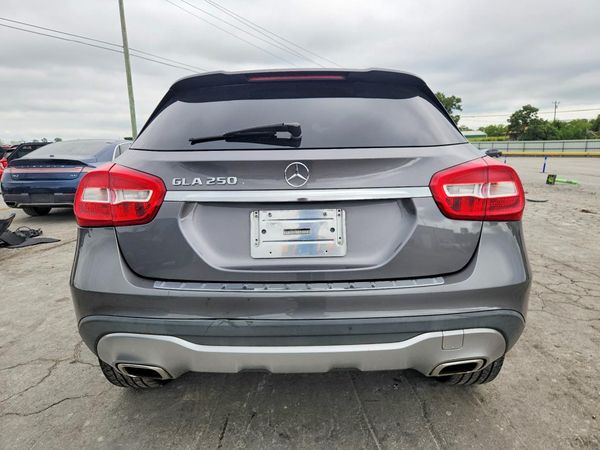2018 MERCEDES-BENZ GLA GLA250