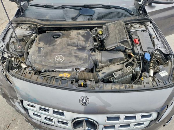 2018 MERCEDES-BENZ GLA GLA250