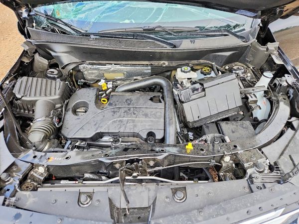 2026 CHEVROLET EQUINOX 2LT — Engine bay