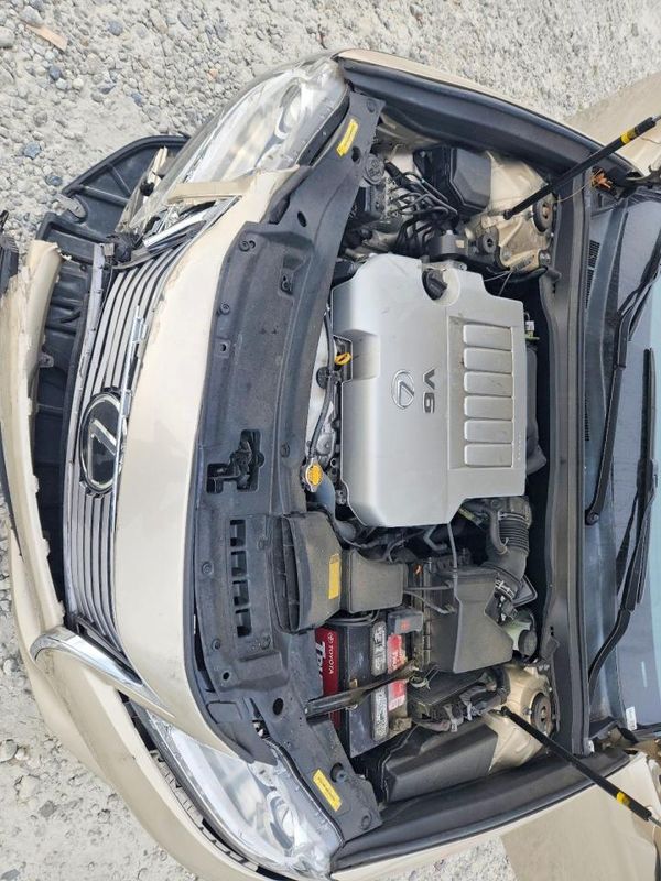 2013 LEXUS ES