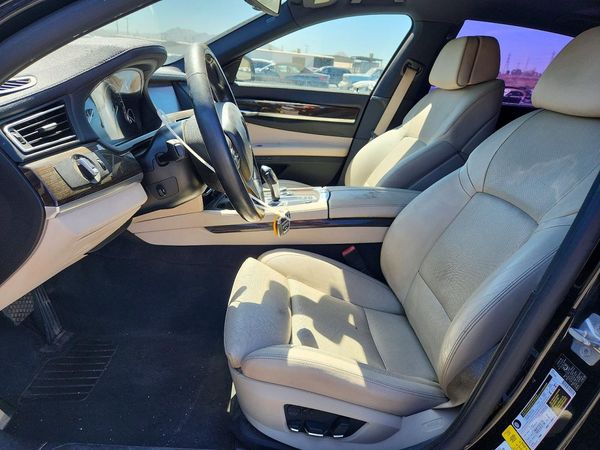 2012 BMW 740
