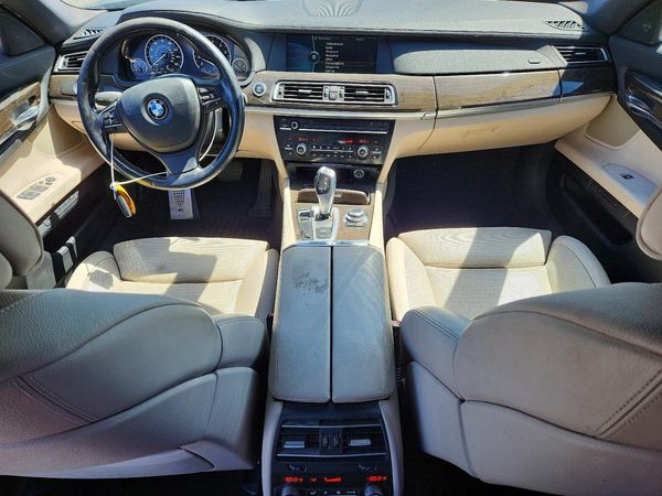 2012 BMW 740