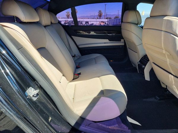 2012 BMW 740