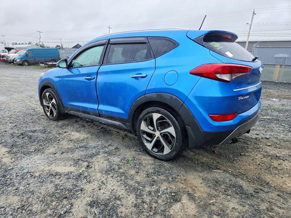 2016 HYUNDAI TUCSON