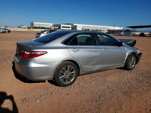 2017 TOYOTA CAMRY