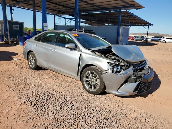 2017 TOYOTA CAMRY