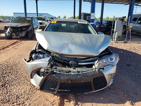 2017 TOYOTA CAMRY