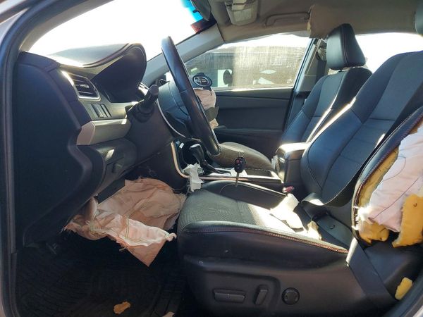 2017 TOYOTA CAMRY