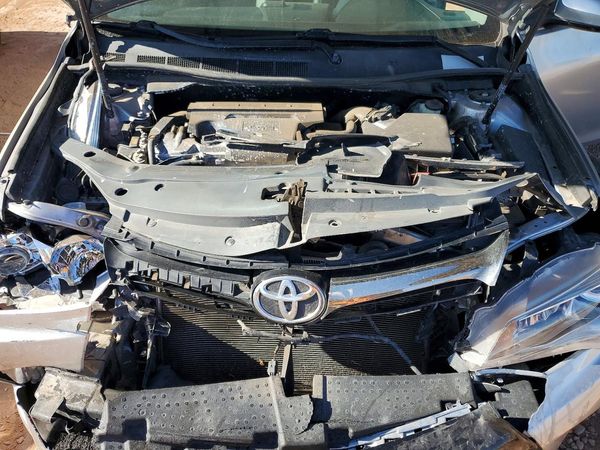 2017 TOYOTA CAMRY