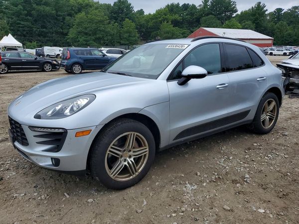 2015 PORSCHE MACAN