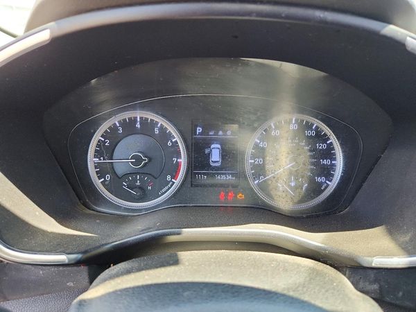 2019 HYUNDAI SANTA FE SE