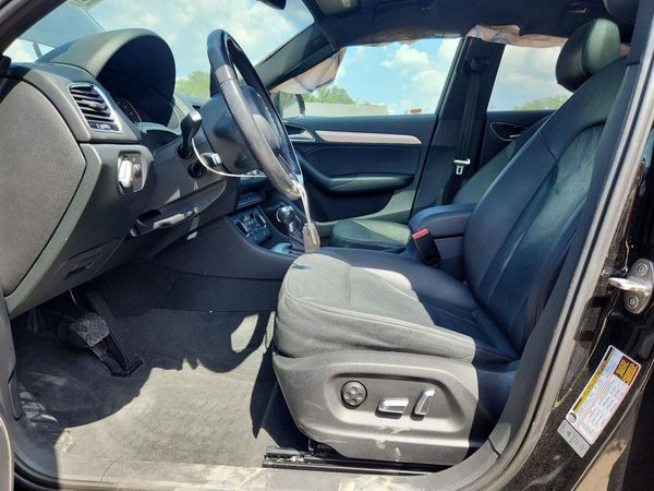 2017 AUDI Q3 quattro Prestige