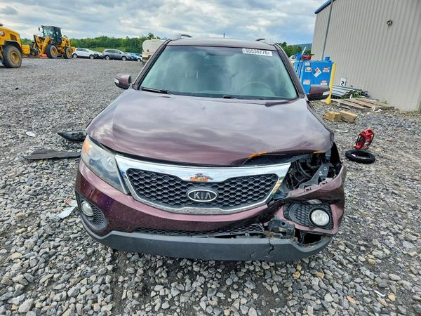 2013 KIA SORENTO Base / LX