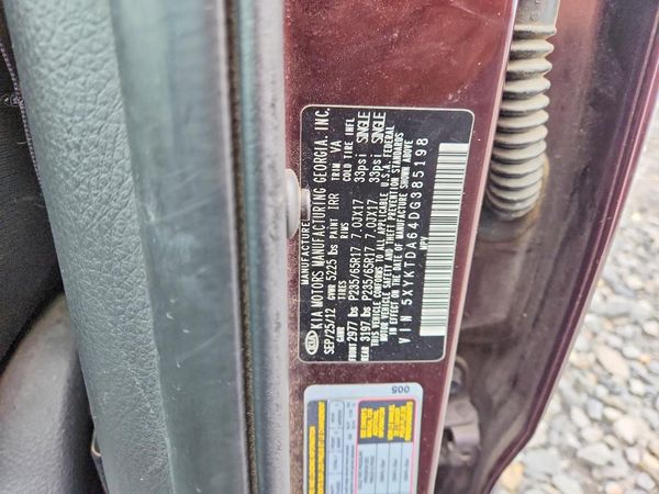 2013 KIA SORENTO Base / LX