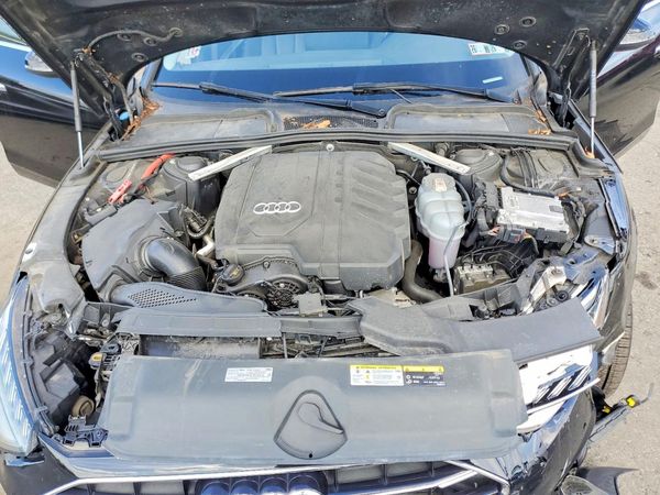 2021 AUDI A4 quattro Premium Plus