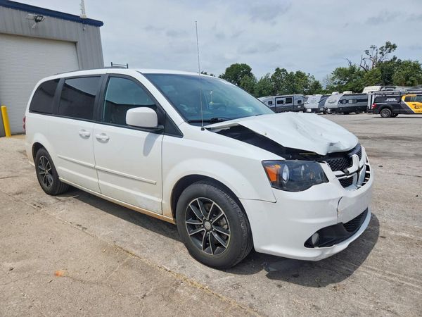 2016 DODGE GRAND CARAVAN R/T