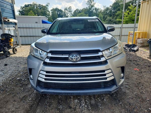 2018 TOYOTA HIGHLANDER SE/XLE