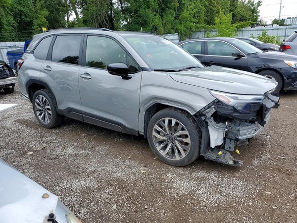 2025 SUBARU FORESTER Touring