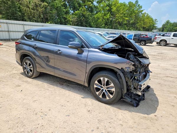 2023 TOYOTA HIGHLANDER