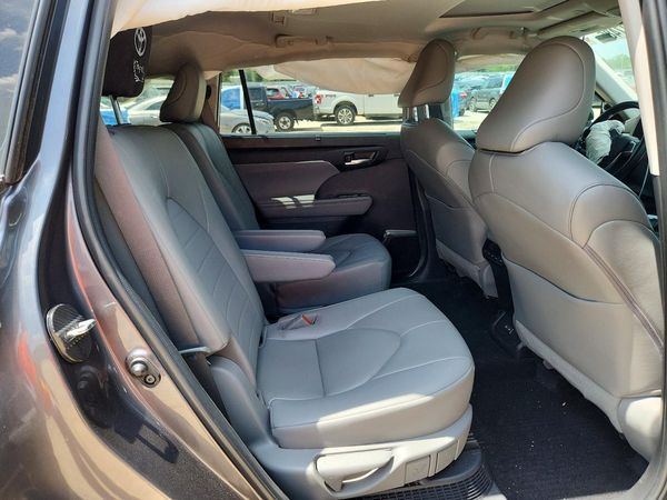 2023 TOYOTA HIGHLANDER
