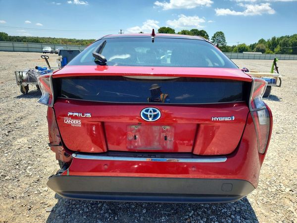 2018 TOYOTA PRIUS