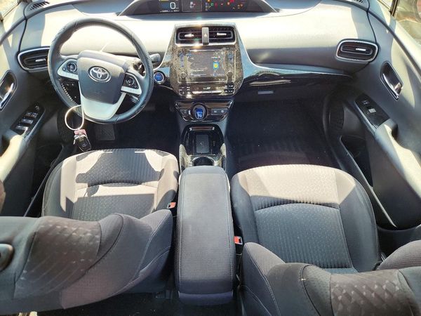 2018 TOYOTA PRIUS