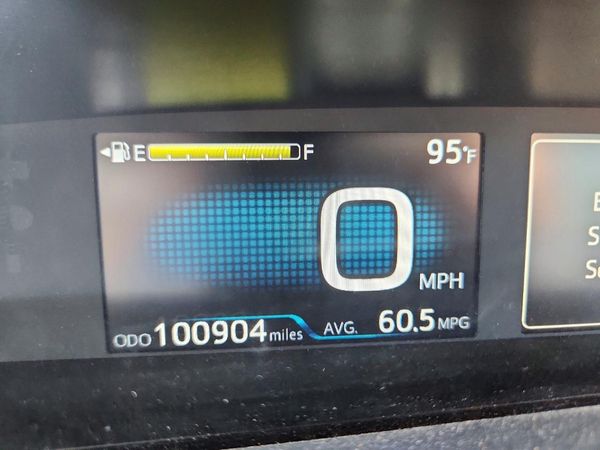 2018 TOYOTA PRIUS