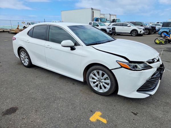 2019 TOYOTA CAMRY