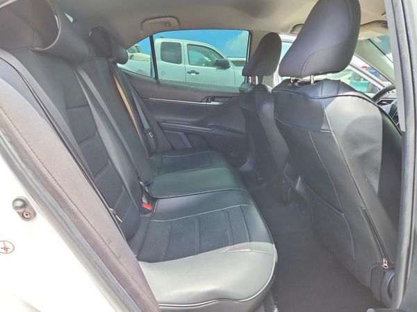2019 TOYOTA CAMRY