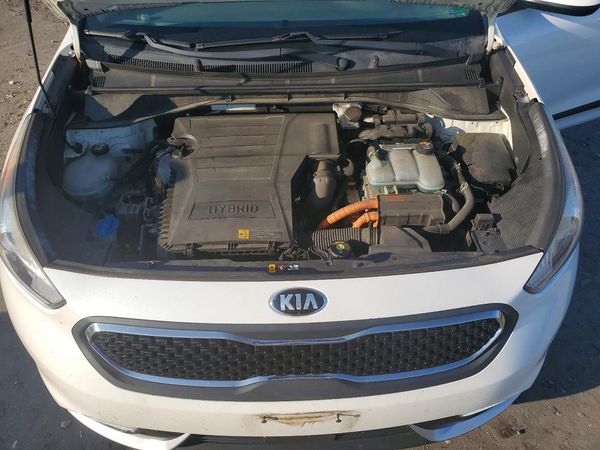 2017 KIA NIRO FE / LX / LX Tech