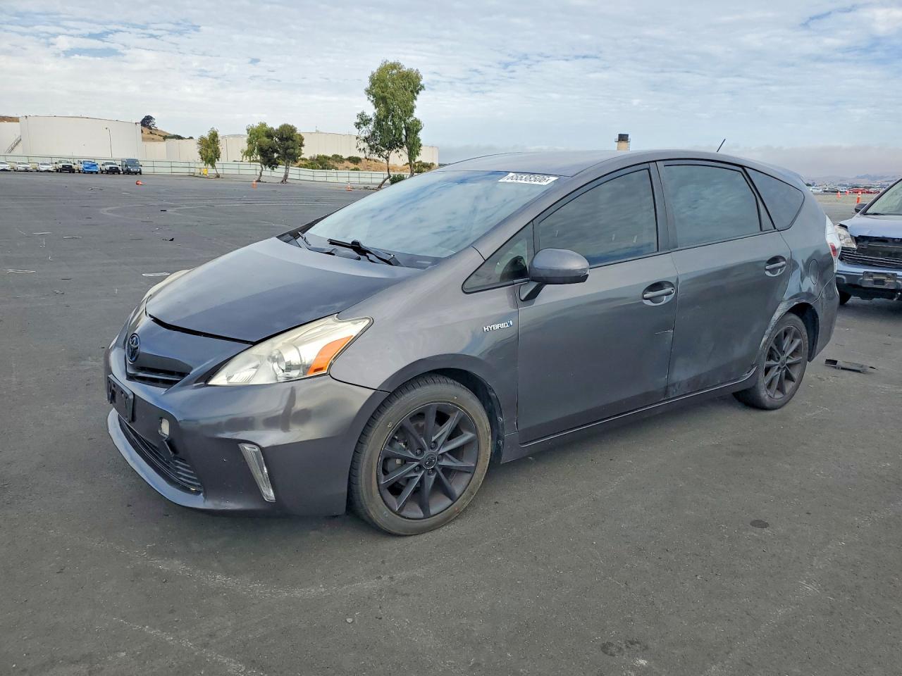2014 TOYOTA PRIUS V TH