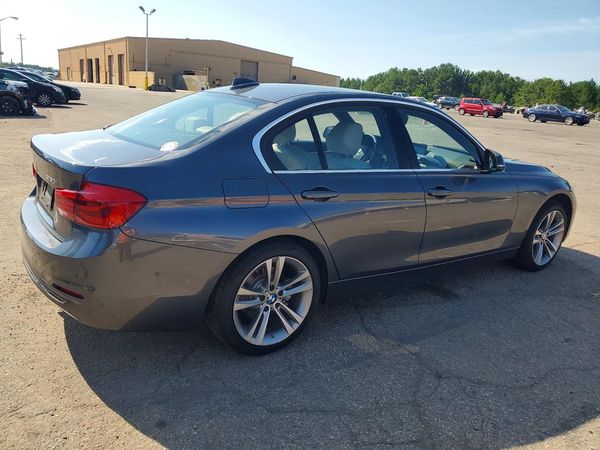 2018 BMW 330