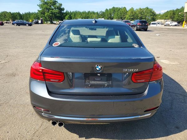 2018 BMW 330