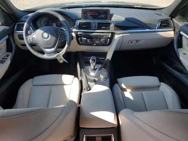 2018 BMW 330