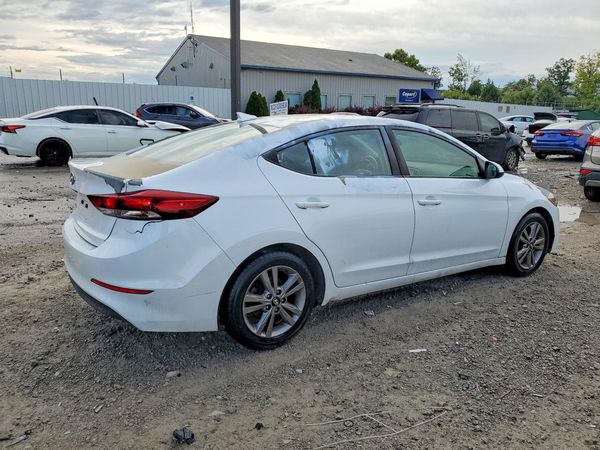 2018 HYUNDAI ELANTRA