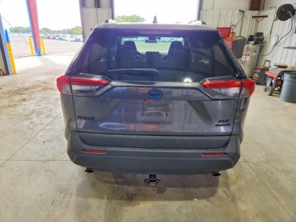 2021 TOYOTA RAV4 XLE Premium HV