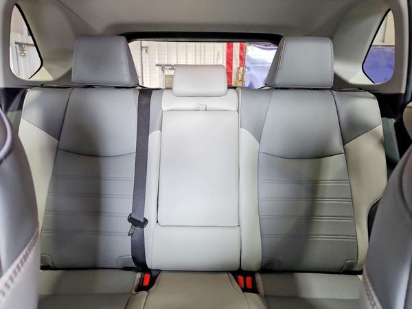 2021 TOYOTA RAV4 XLE Premium HV