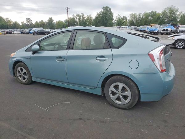 2015 TOYOTA PRIUS