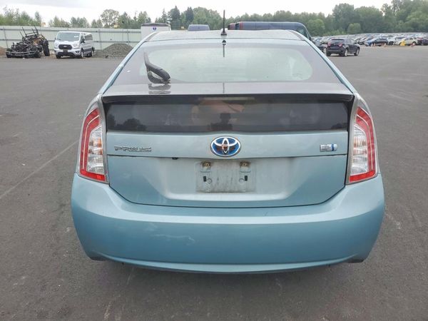 2015 TOYOTA PRIUS