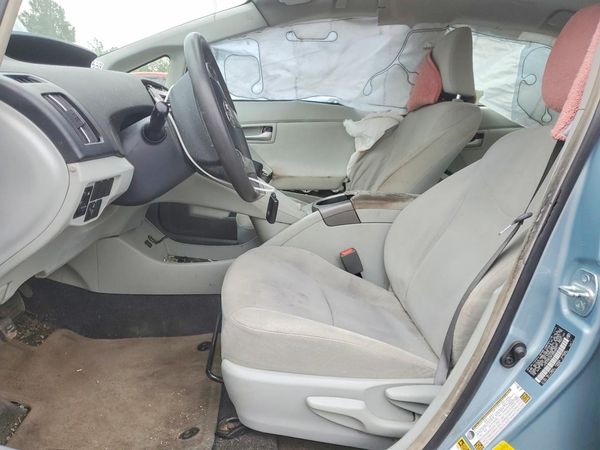 2015 TOYOTA PRIUS
