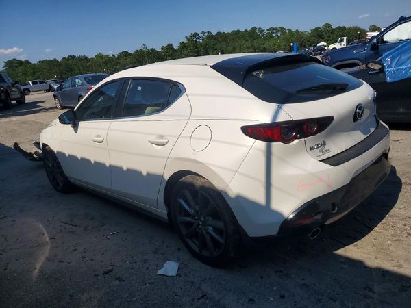 2021 MAZDA 3
