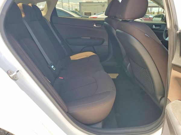 2019 KIA OPTIMA LX, S